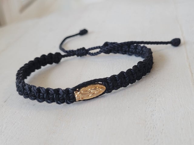 Religious paracord bracelet on sale
